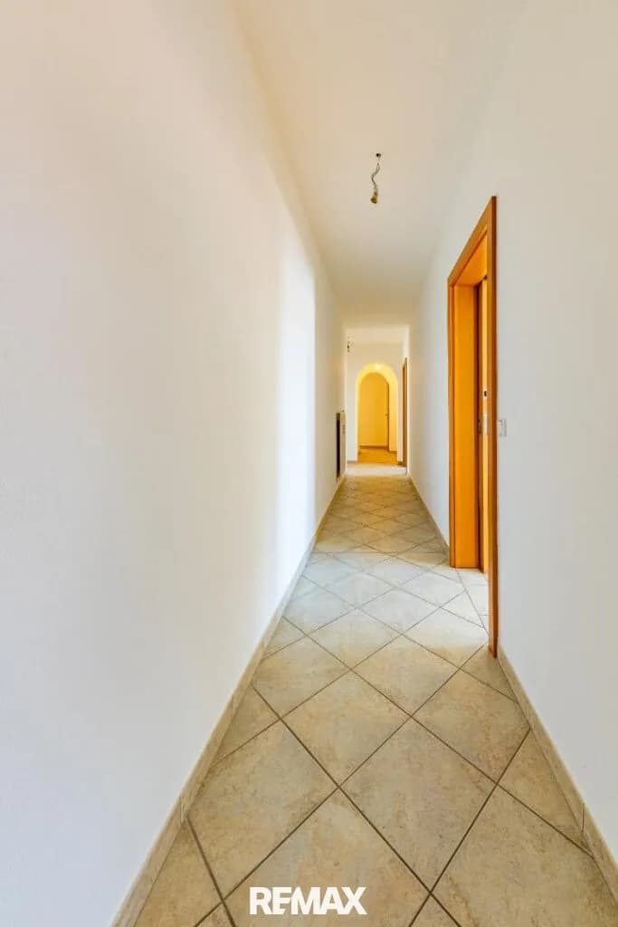 Gewerbeimmobilie kaufen in Hollabrunn – 250 m², € 379.000 – Bild 8 von 23