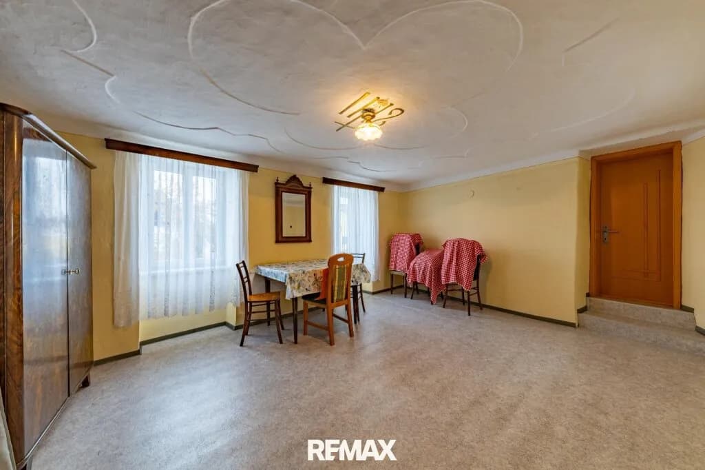 7-Zimmer-Haus kaufen in Hollabrunn – 243 m², € 399.000 – Bild 14 von 21