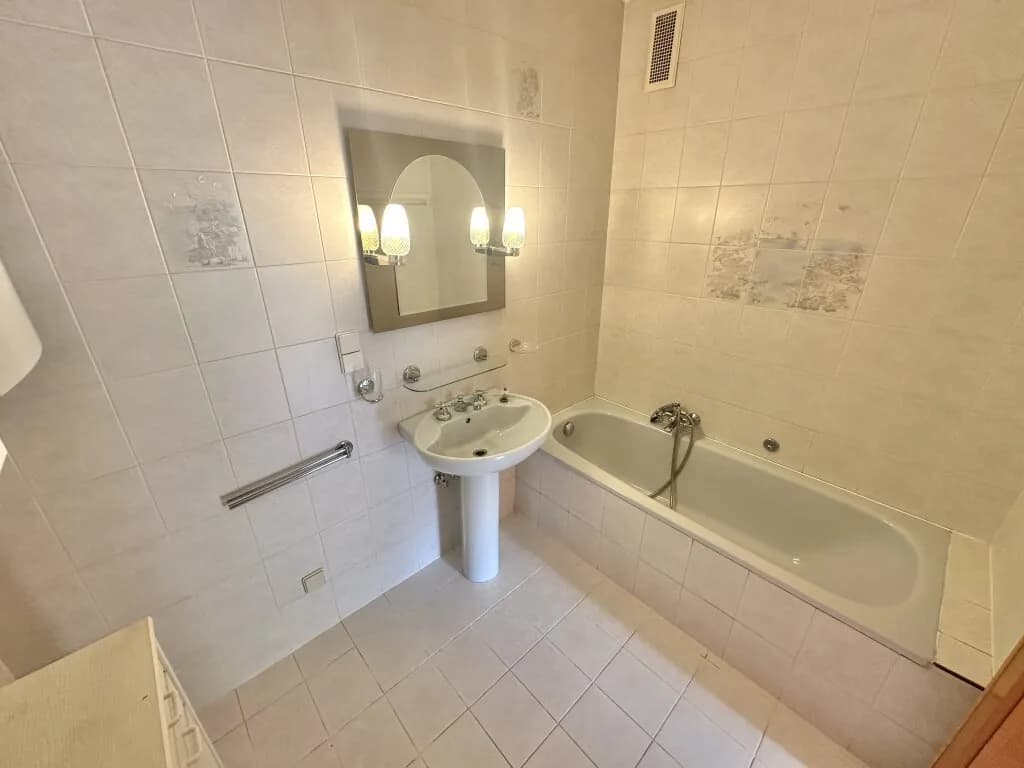 3-Zimmer-Wohnung kaufen in Baden – 74,48 m², € 219.000 – Bild 9 von 21