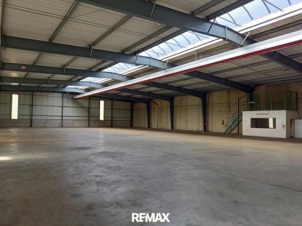 Gewerbeimmobilie mieten in Hartberg-Fürstenfeld – 2 000 m², € 7.528 – Bild 2 von 9