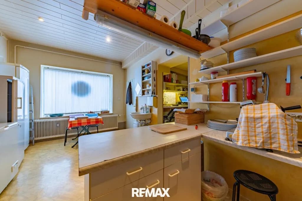 Gewerbeimmobilie mieten in Hollabrunn – 150 m², € 1.000 – Bild 6 von 8