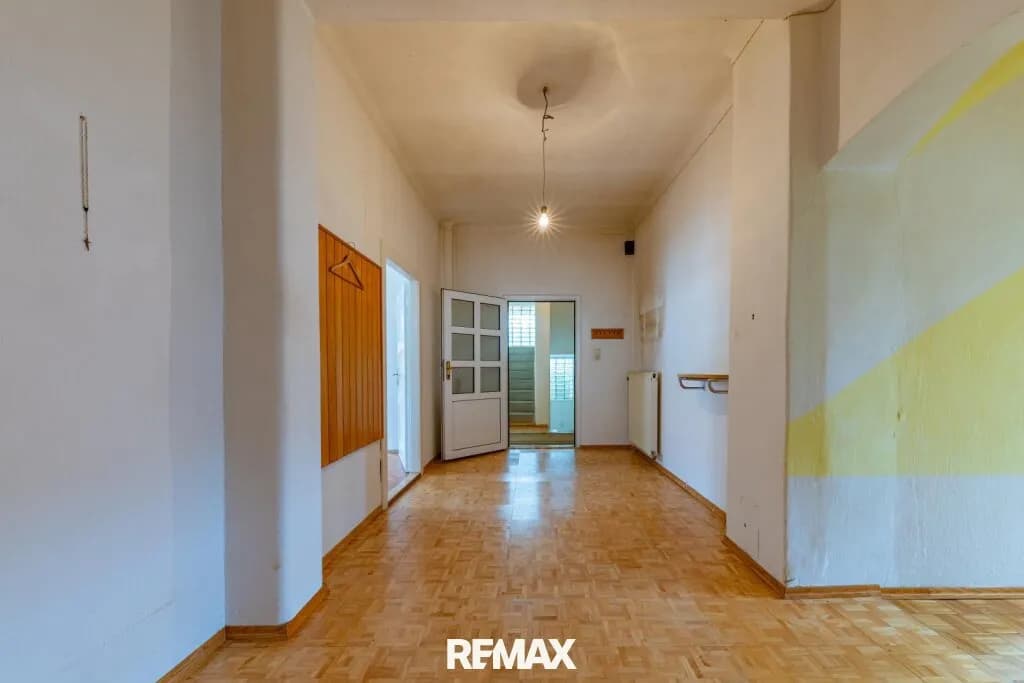 9-Zimmer-Haus kaufen in Hollabrunn – 350 m², € 229.900 – Bild 13 von 35