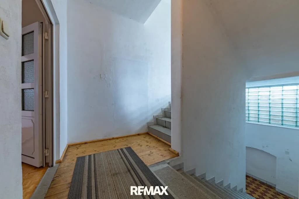 9-Zimmer-Haus kaufen in Hollabrunn – 350 m², € 229.900 – Bild 18 von 35