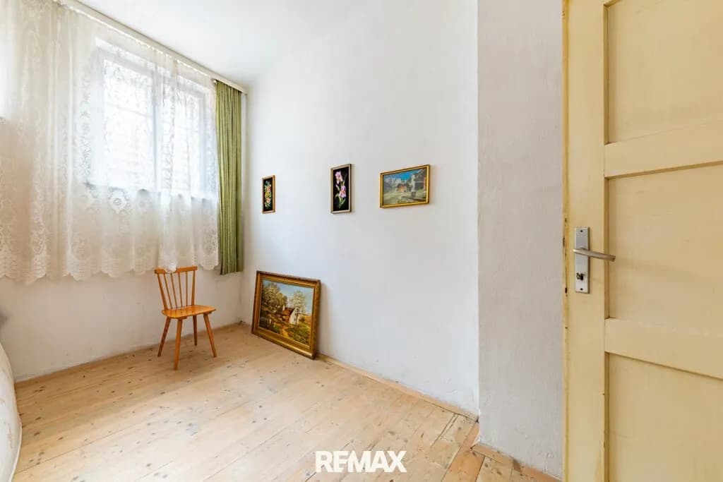 9-Zimmer-Haus kaufen in Hollabrunn – 350 m², € 229.900 – Bild 25 von 35