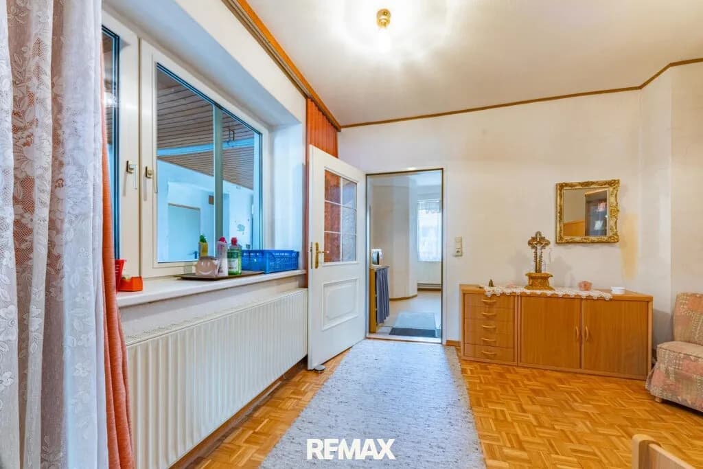9-Zimmer-Haus kaufen in Hollabrunn – 350 m², € 229.900 – Bild 27 von 35