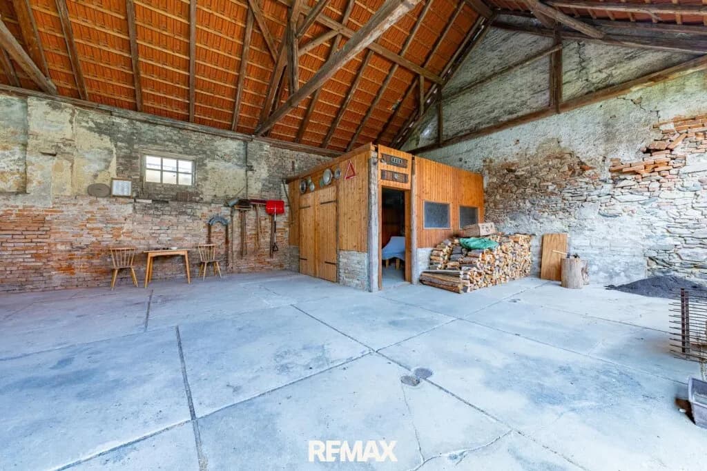 9-Zimmer-Haus kaufen in Hollabrunn – 350 m², € 229.900 – Bild 33 von 35