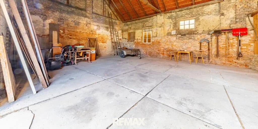 9-Zimmer-Haus kaufen in Hollabrunn – 350 m², € 229.900 – Bild 35 von 35