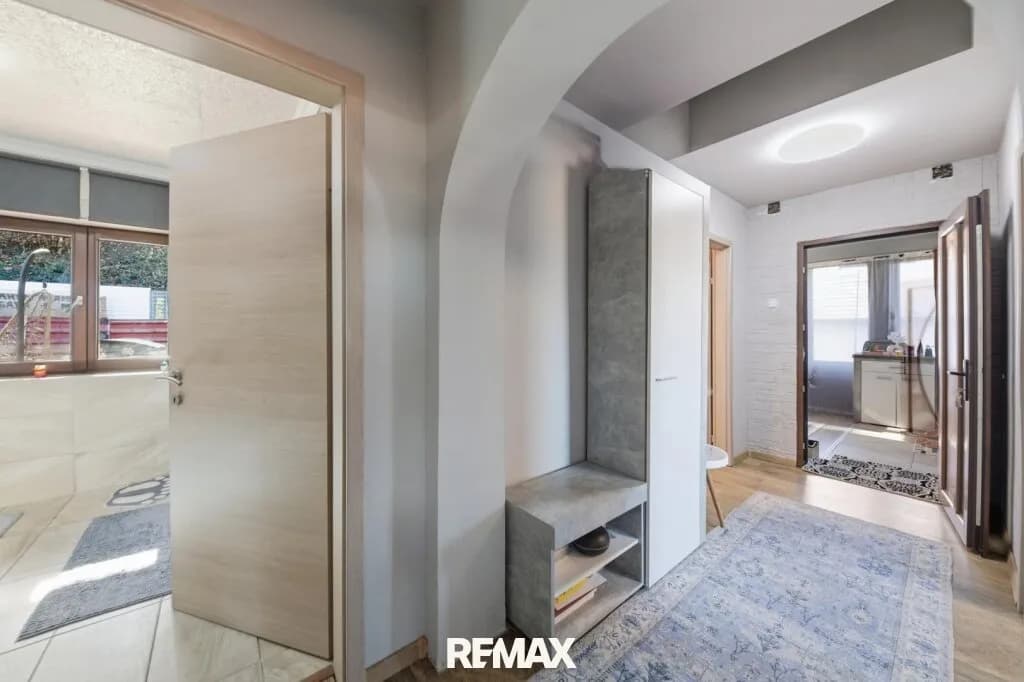5-Zimmer-Haus kaufen in Hollabrunn – 126 m², € 189.000