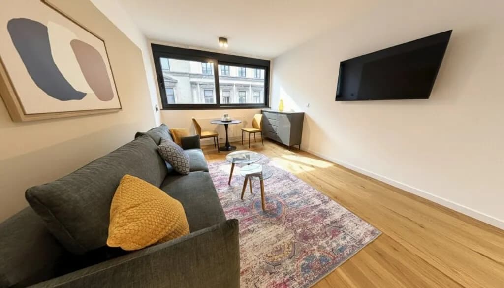 2-Zimmer-Wohnung mieten in Wien – 40 m², € 1.850 – Bild 1 von 16