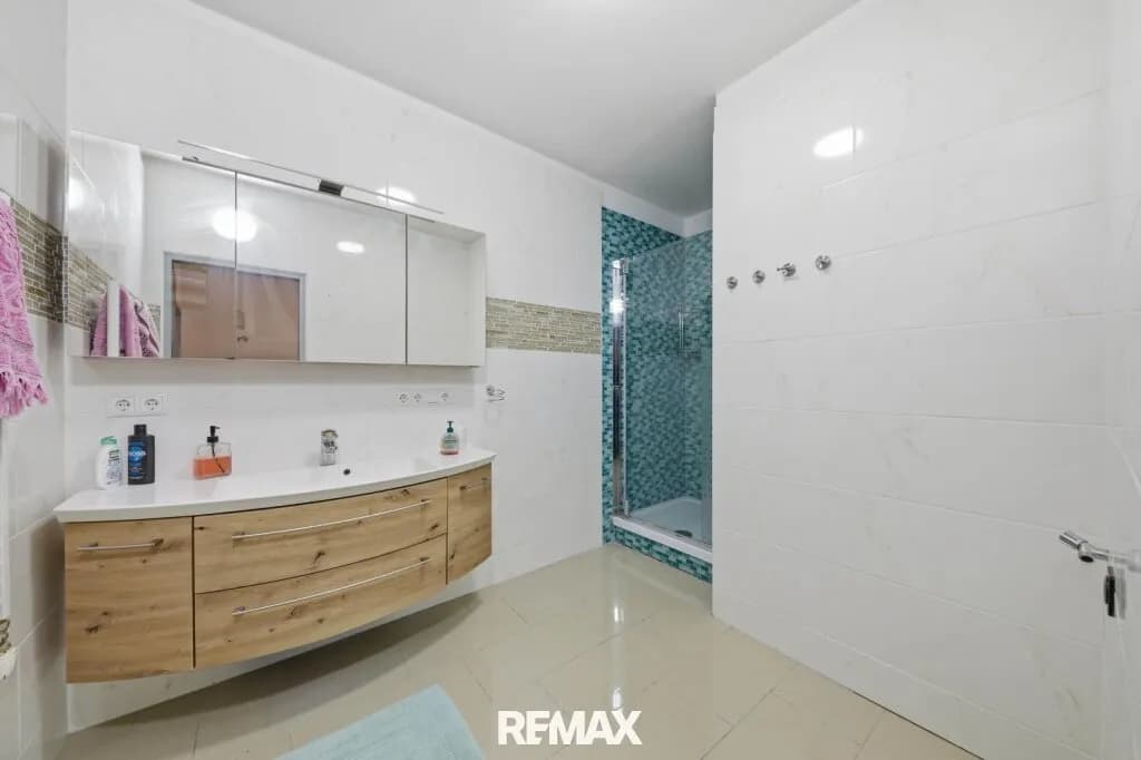 5-Zimmer-Haus kaufen in Hollabrunn – 138 m², € 399.900 – Bild 13 von 32