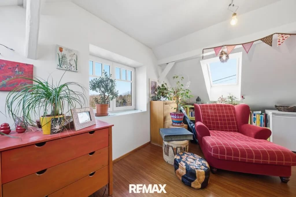 5-Zimmer-Haus kaufen in Hollabrunn – 146 m², € 339.000