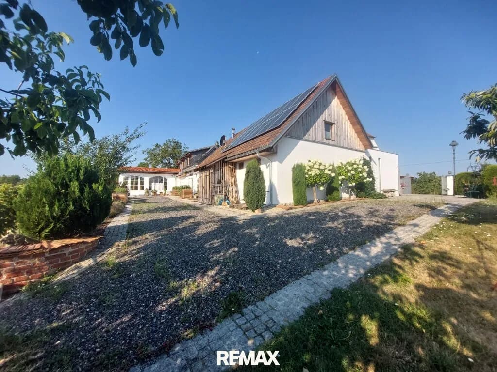 8-Zimmer-Gewerbeimmobilie kaufen in Jennersdorf – 253 m²