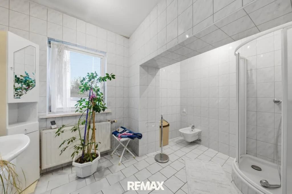 4-Zimmer-Haus kaufen in Hollabrunn – 156 m², € 379.000 – Bild 10 von 26