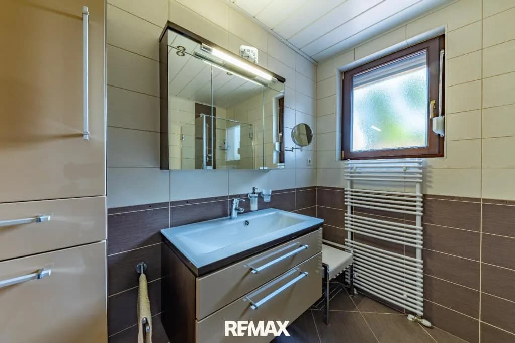 6-Zimmer-Haus kaufen in Hollabrunn – 195 m², € 460.000 – Bild 15 von 49