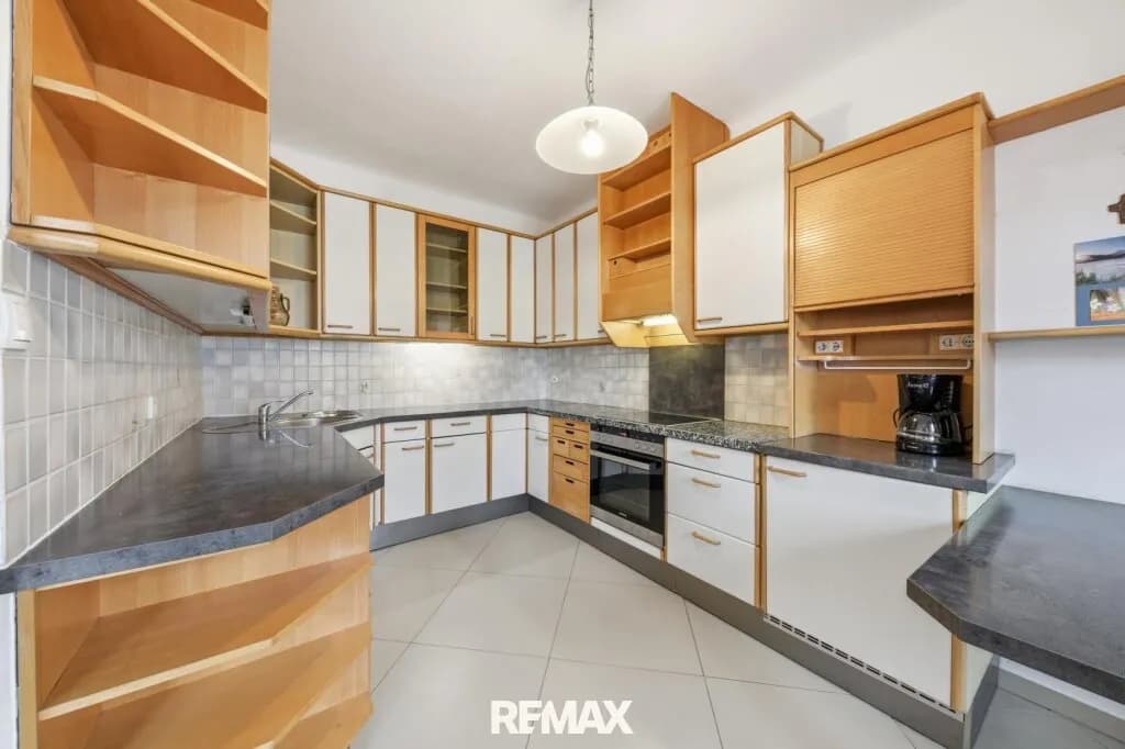 10-Zimmer-Haus kaufen in Hollabrunn – 444 m², € 798.000 – Bild 12 von 78
