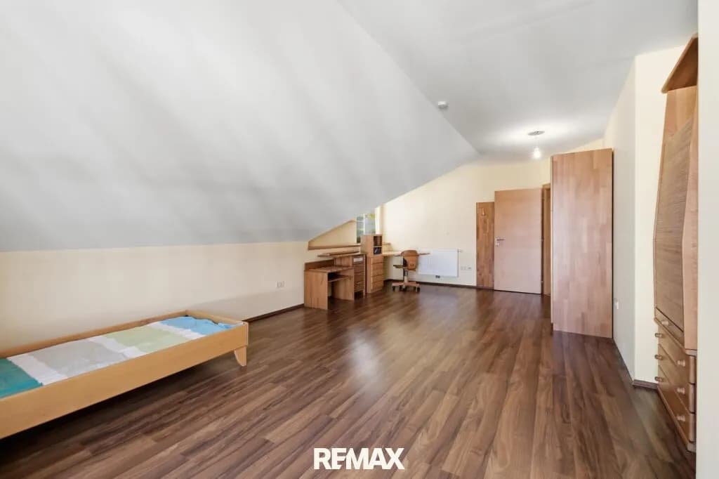 10-Zimmer-Haus kaufen in Hollabrunn – 444 m², € 798.000 – Bild 36 von 78