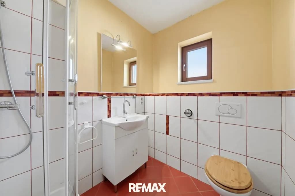 10-Zimmer-Haus kaufen in Hollabrunn – 444 m², € 798.000 – Bild 37 von 78
