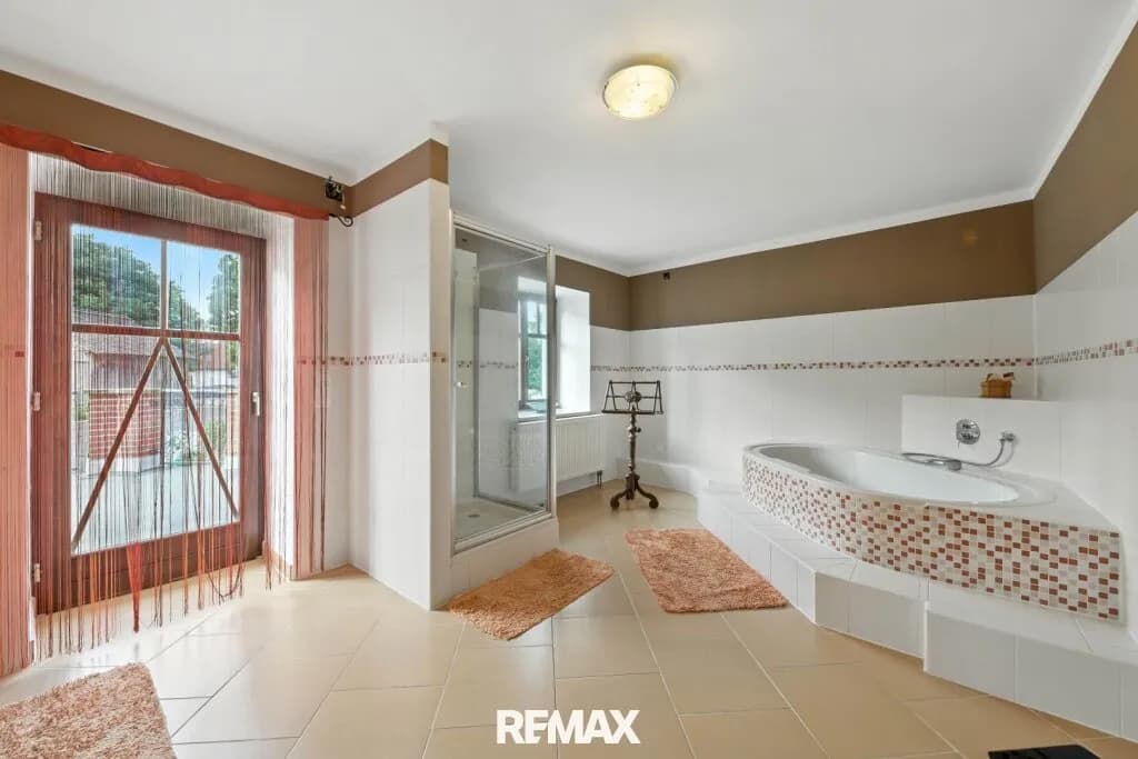 13-Zimmer-Immobilie kaufen in Hollabrunn – 500 m², € 1.420.000 – Bild 34 von 53