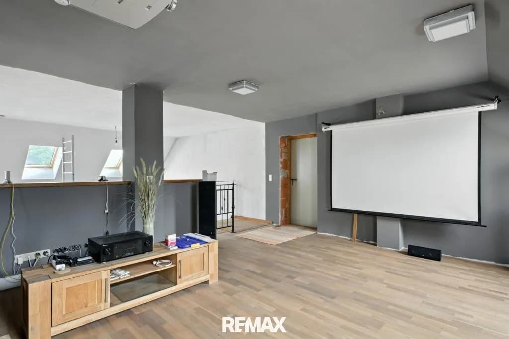 13-Zimmer-Immobilie kaufen in Hollabrunn – 500 m², € 1.420.000 – Bild 50 von 53
