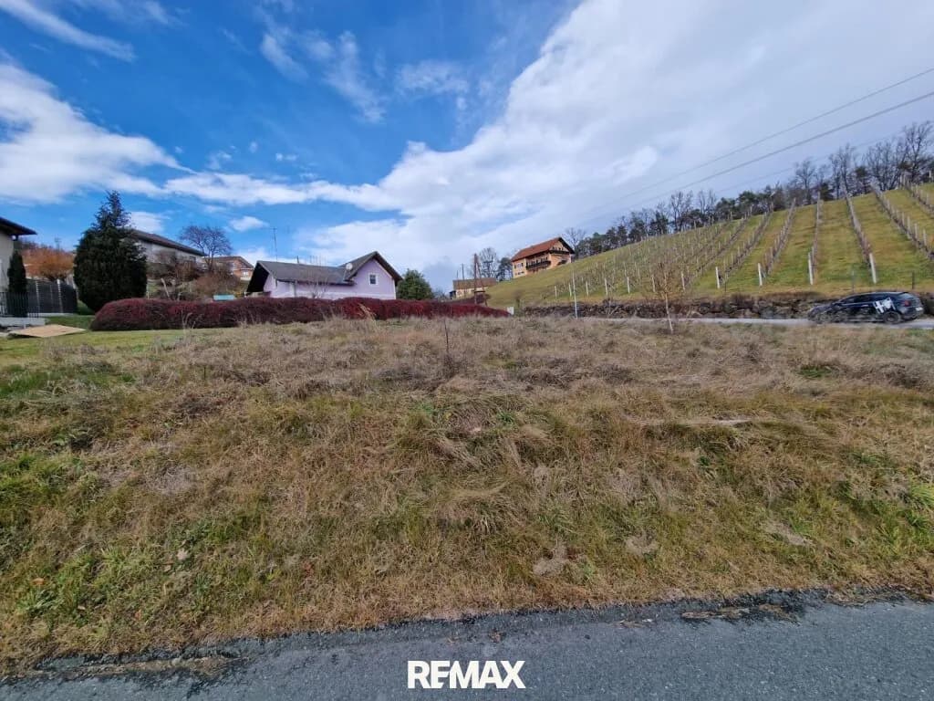 Grundstück kaufen in Hartberg-Fürstenfeld – 784 m², € 72.000 – Bild 1 von 6