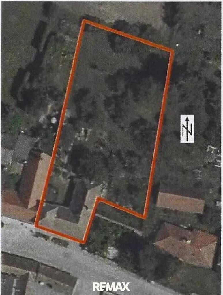 Grundstück kaufen in Hollabrunn – 1 349 m², € 299.000