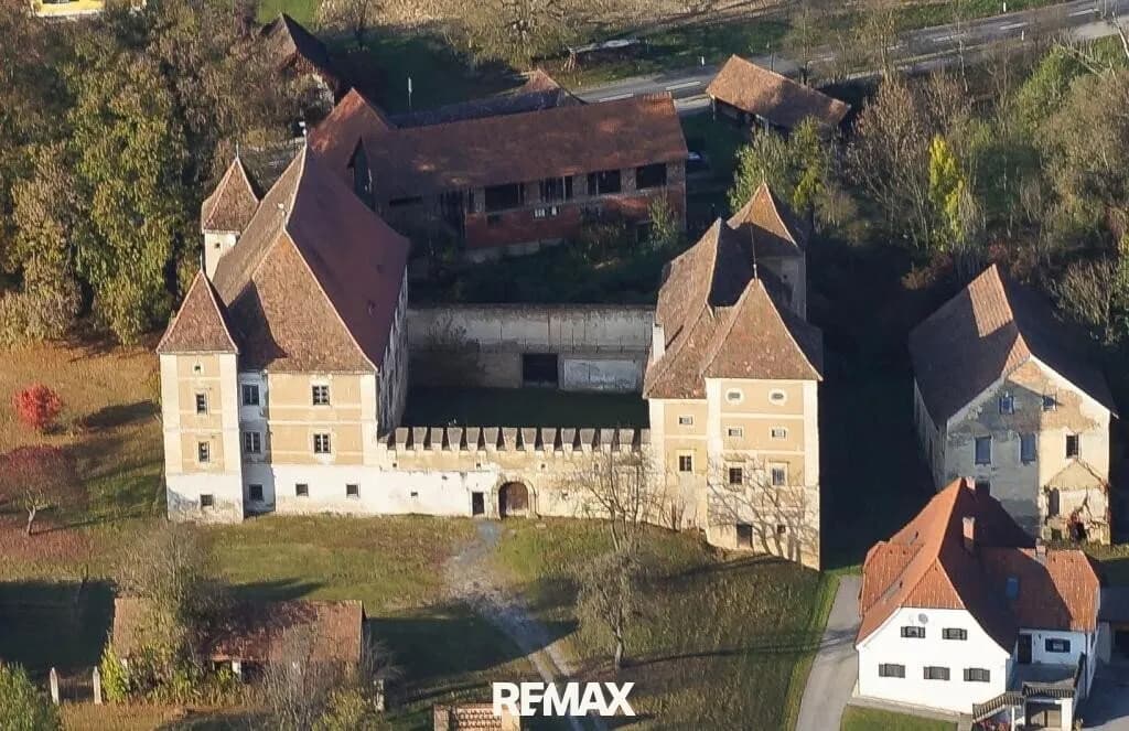 Immobilie kaufen in Hartberg-Fürstenfeld – 1 200 m², € 1.021.500 – Bild 2 von 11