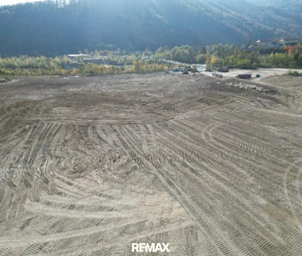 Immobilie kaufen in Graz-Umgebung – 2 000 m², € 330.000 – Bild 2 von 5