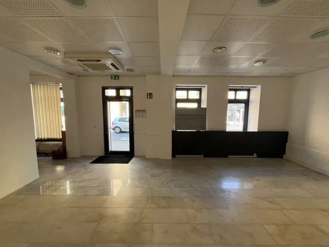 Gewerbeimmobilie mieten in Salzburg Stadt – 200 m², € 3.600 – Bild 2 von 13