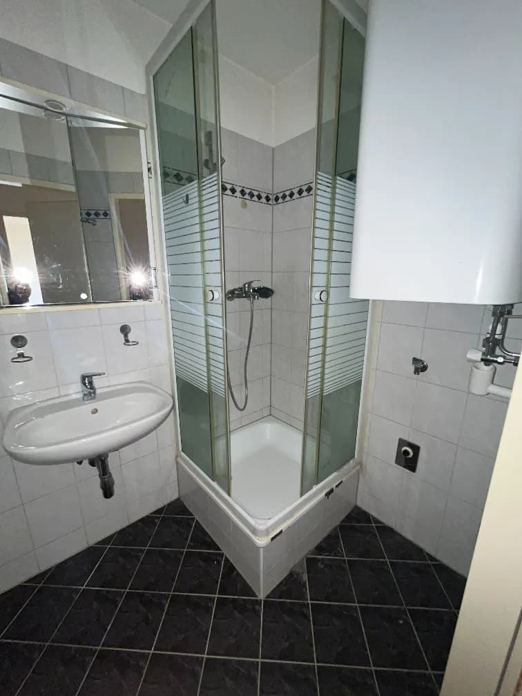 2-Zimmer-Wohnung mieten in Leoben – 42 m², € 368 – Bild 3 von 4