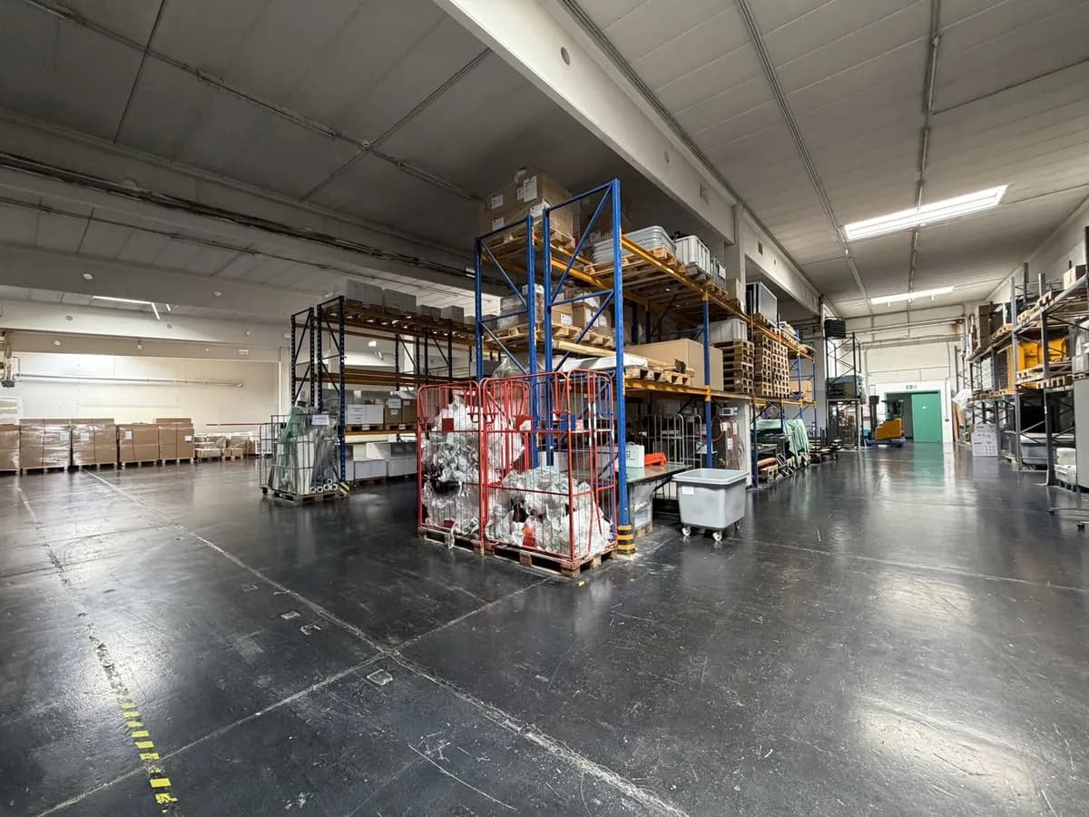 Gewerbeimmobilie mieten in Wien – 6 151 m², € 11 – Bild 5 von 10