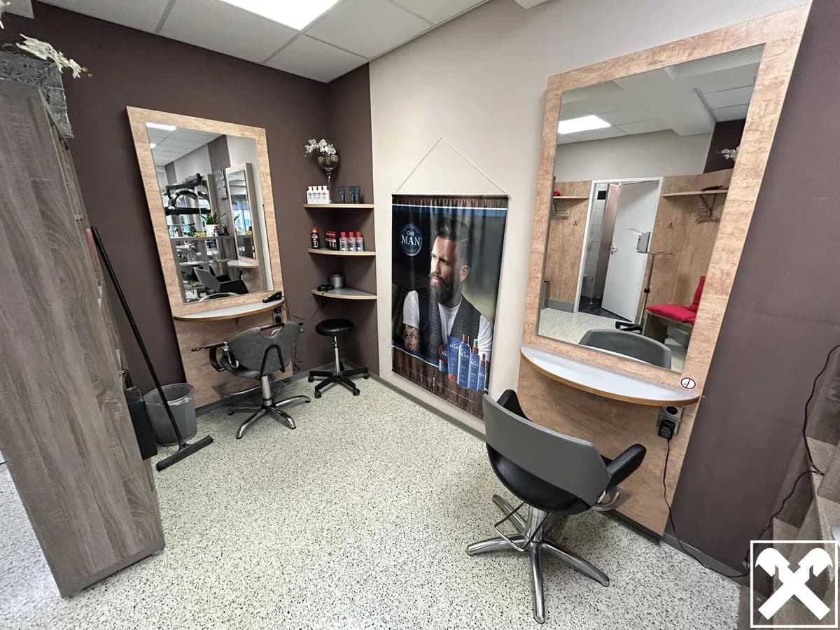 2-Zimmer-Gewerbeimmobilie mieten in Linz Land – 84 m², € 1.249 – Bild 3 von 4