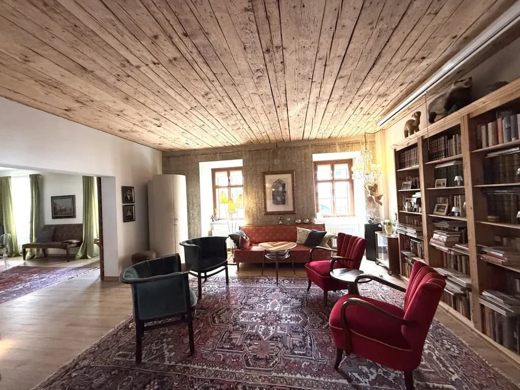 15-Zimmer-Gewerbeimmobilie kaufen in Hollabrunn – 520,53 m², € 1.360.000