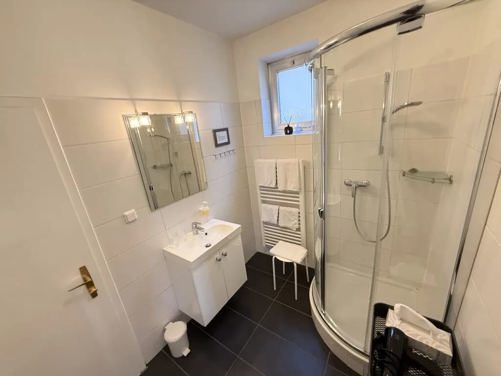 15-Zimmer-Gewerbeimmobilie kaufen in Hollabrunn – 520,53 m², € 1.360.000 – Bild 61 von 86