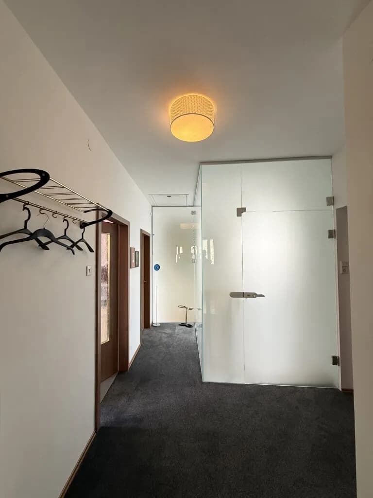15-Zimmer-Gewerbeimmobilie kaufen in Hollabrunn – 520,53 m², € 1.360.000 – Bild 70 von 86
