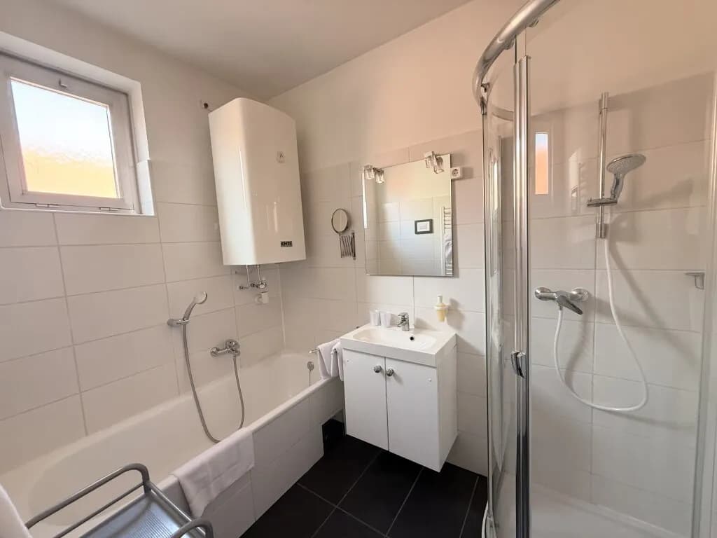 15-Zimmer-Gewerbeimmobilie kaufen in Hollabrunn – 520,53 m², € 1.360.000 – Bild 71 von 86