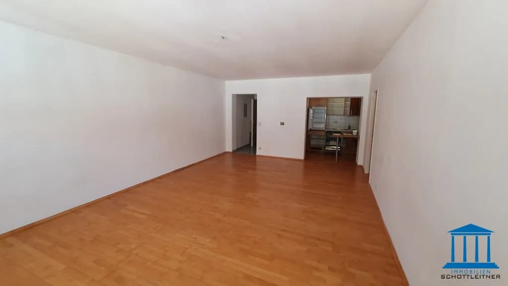 2-Zimmer-Wohnung mieten in Wiener Neustadt – 65 m², € 641