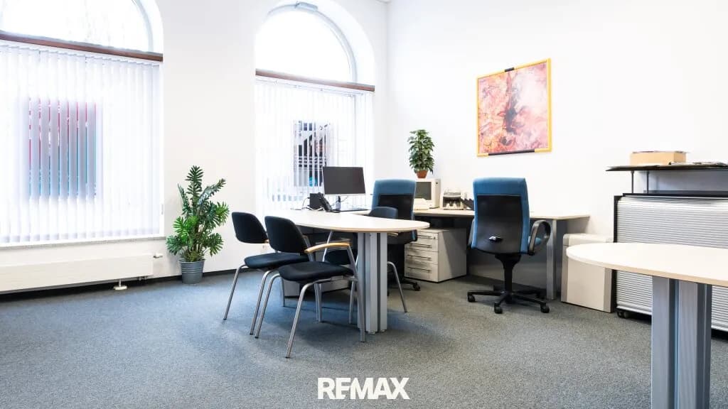 5-Zimmer-Gewerbeimmobilie mieten in Linz – 226 m², € 3.332