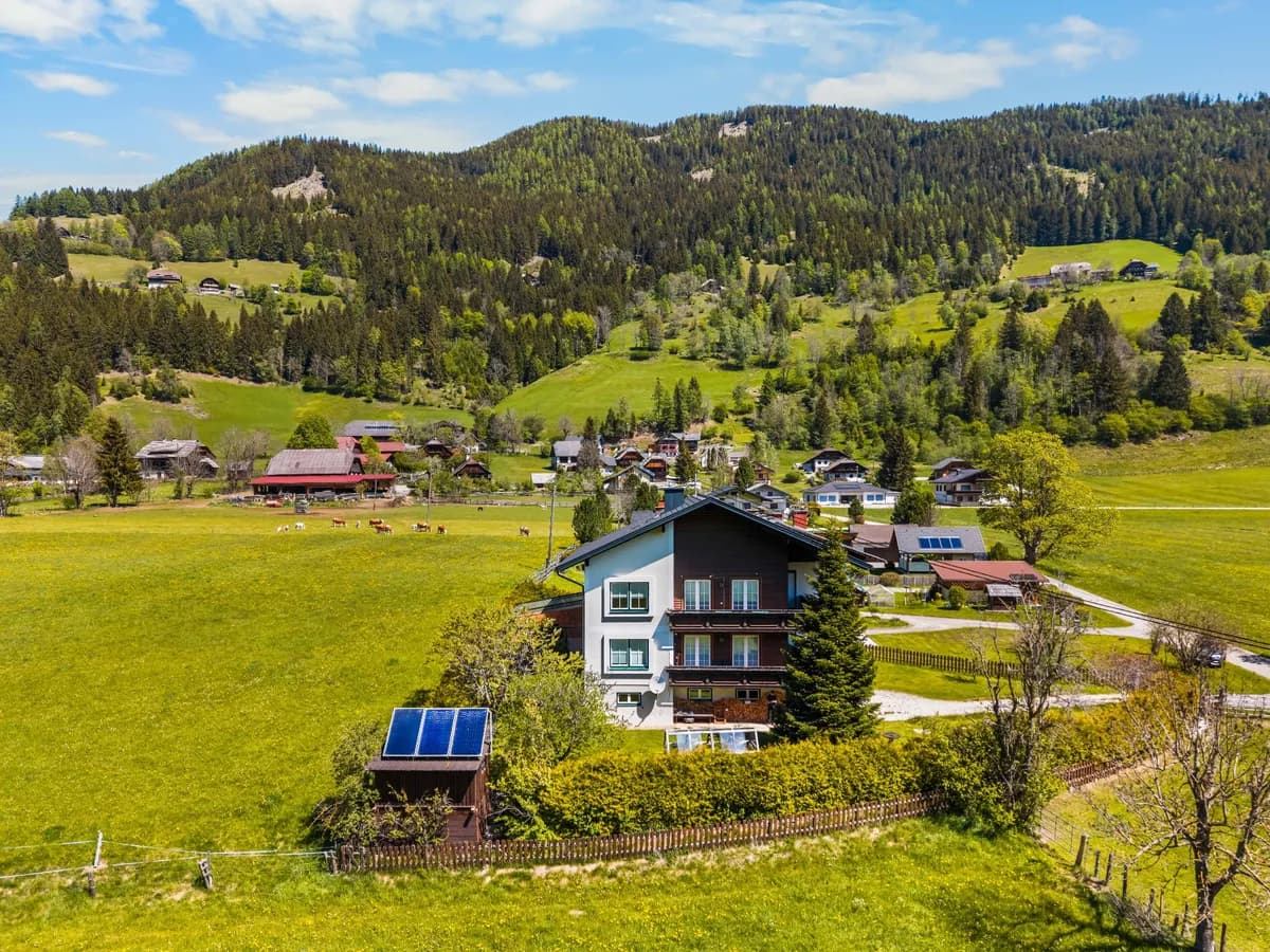8-Zimmer-Gewerbeimmobilie kaufen in Feldkirchen – 184 m², € 619.000