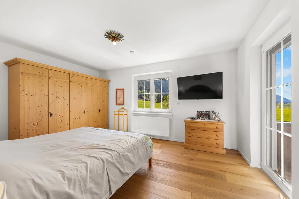 8-Zimmer-Gewerbeimmobilie kaufen in Feldkirchen – 184 m², € 619.000 – Bild 3 von 9
