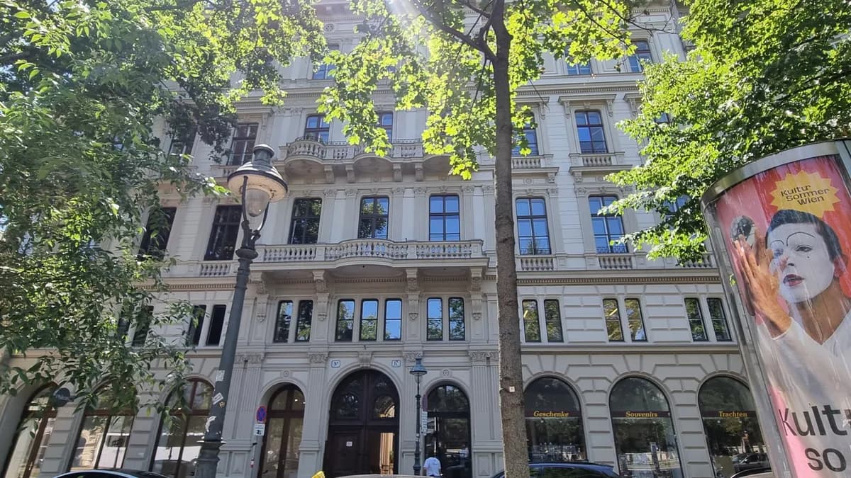 4-Zimmer-Wohnung mieten in Wien – 174,3 m², € 4.629