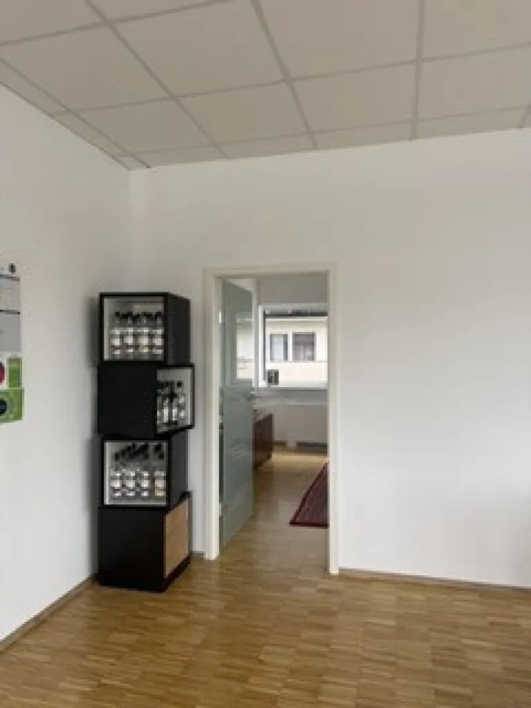 5-Zimmer-Gewerbeimmobilie mieten in Graz-Umgebung – 192 m², € 1.982 – Bild 8 von 35