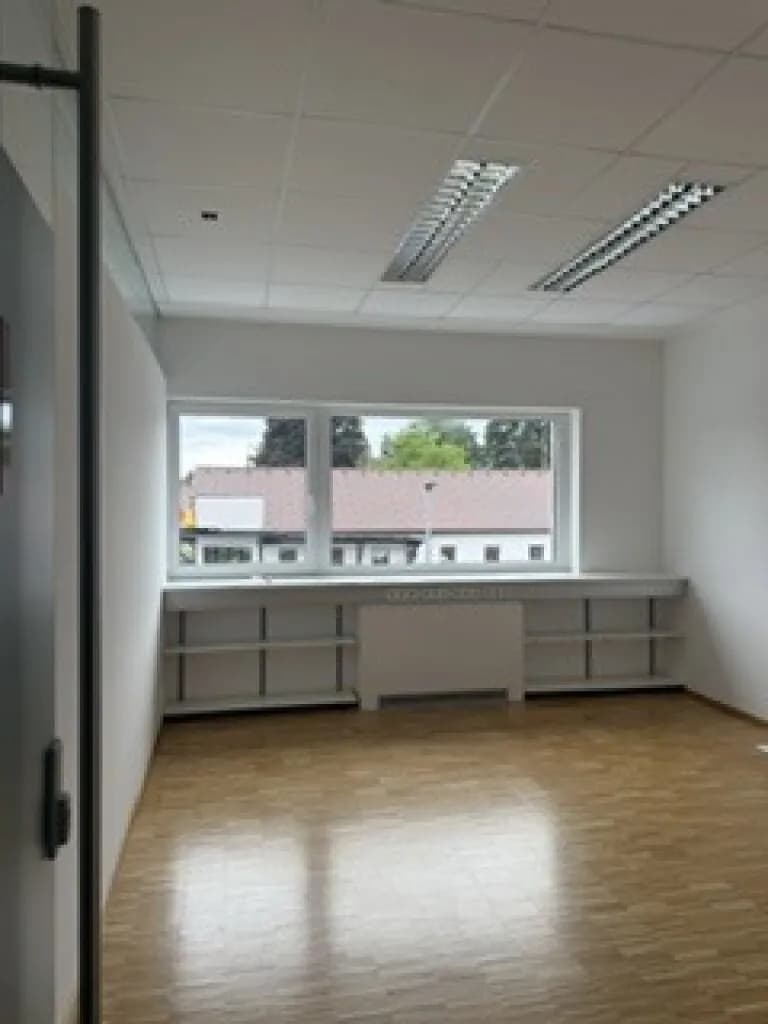 5-Zimmer-Gewerbeimmobilie mieten in Graz-Umgebung – 192 m², € 1.982 – Bild 24 von 35