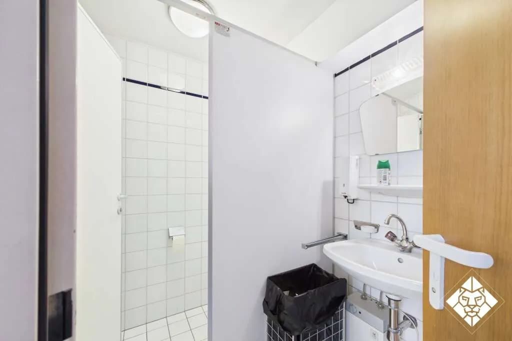 6-Zimmer-Gewerbeimmobilie kaufen in Schwaz – 232 m², € 659.000 – Bild 8 von 10