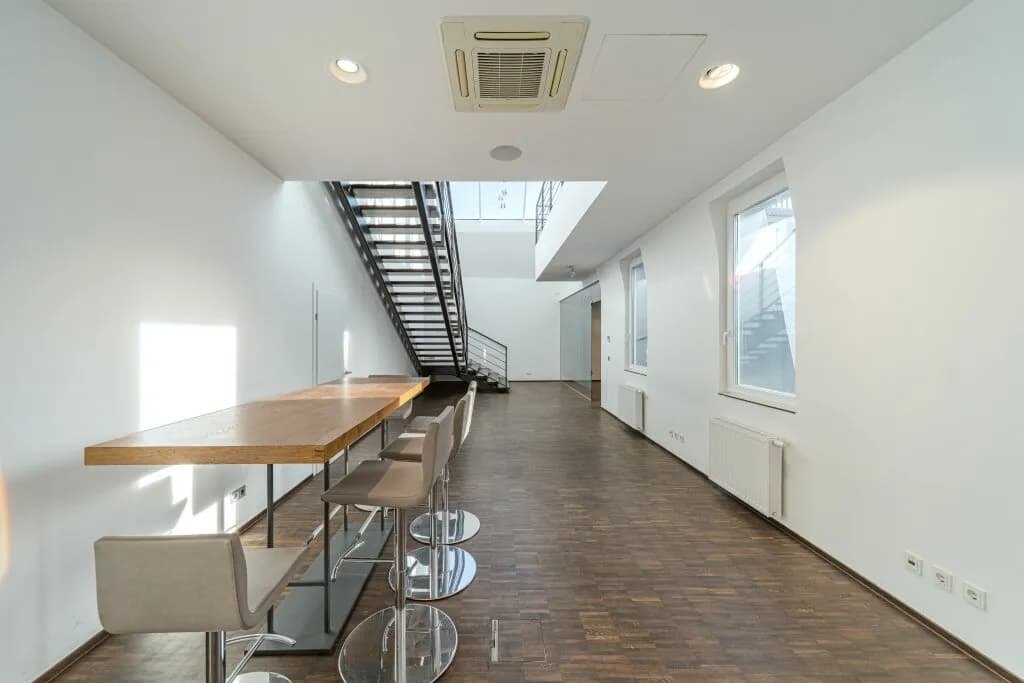 6-Zimmer-Gewerbeimmobilie mieten in Wien – 556 m², € 13.223 – Bild 11 von 21