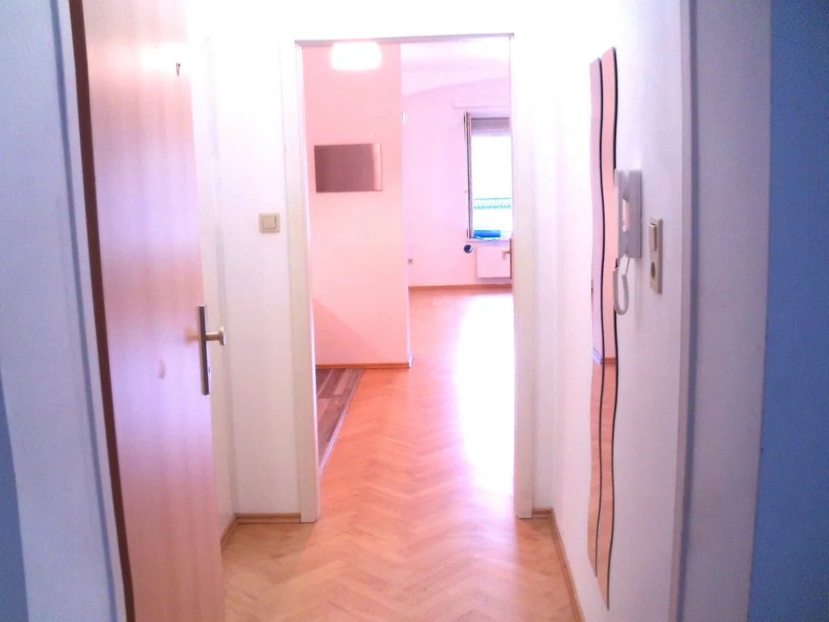 1-Zimmer-Wohnung mieten in Gänserndorf – 37 m², € 520 – Bild 2 von 6