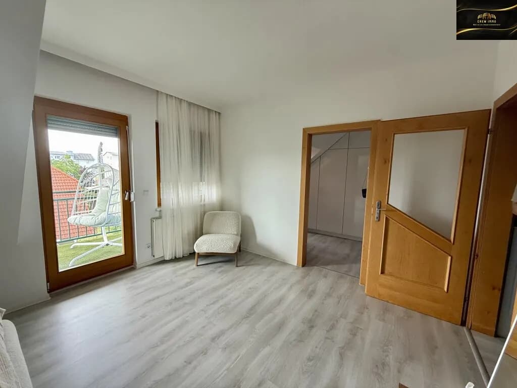 4-Zimmer-Wohnung kaufen in Neunkirchen – 120 m², € 215.000 – Bild 8 von 16