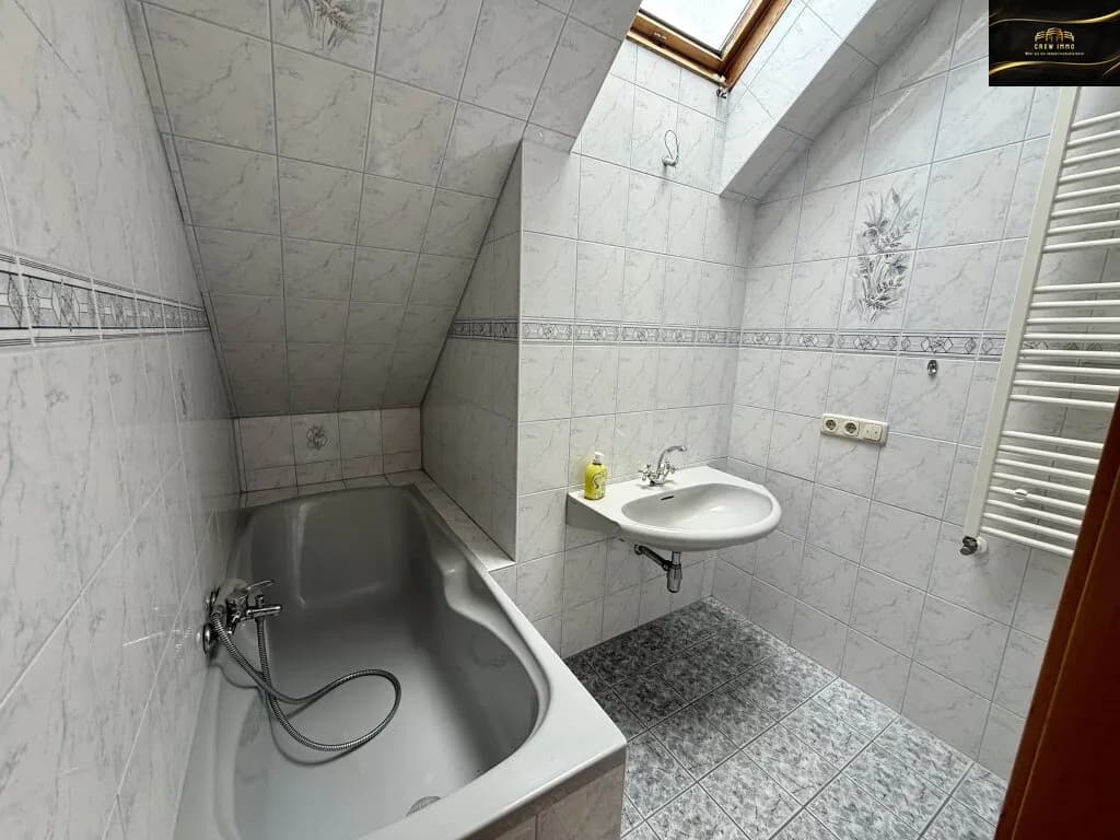 4-Zimmer-Wohnung kaufen in Neunkirchen – 120 m², € 215.000 – Bild 15 von 16