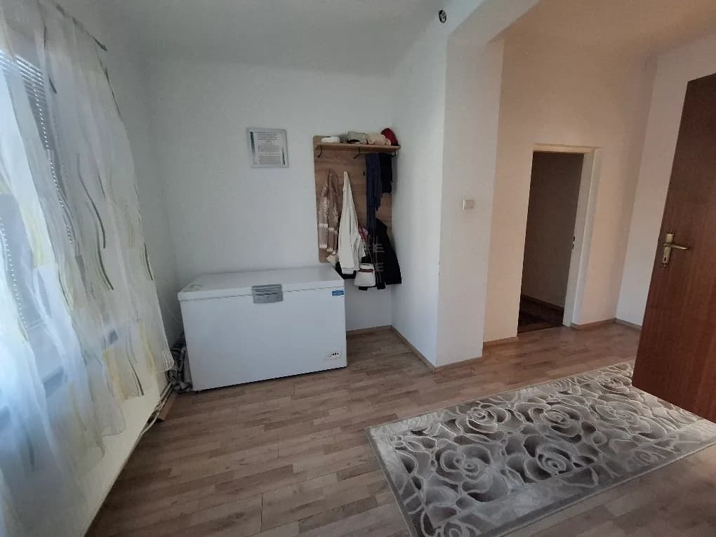 7-Zimmer-Haus kaufen in Neunkirchen – 170 m², € 349.000 – Bild 6 von 10