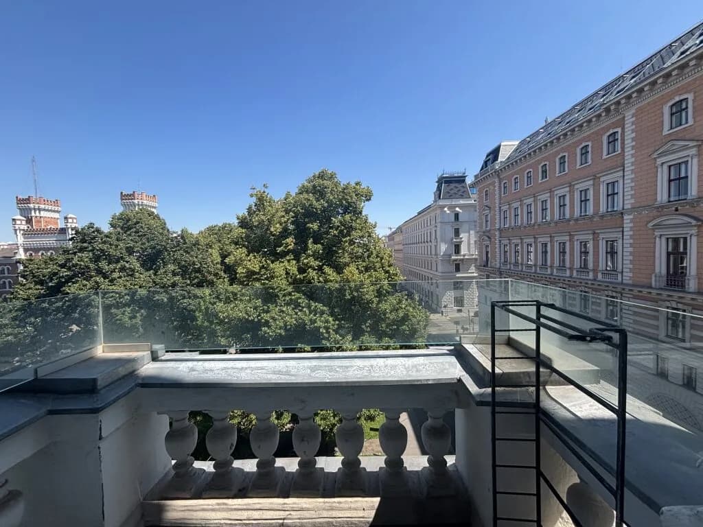 4-Zimmer-Wohnung mieten in Wien – 143,21 m², € 3.514