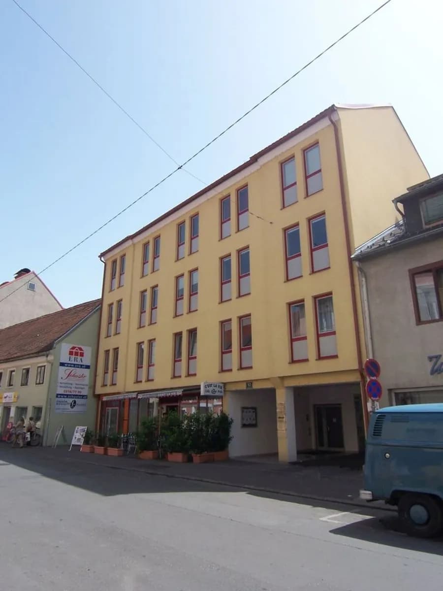 8-Zimmer-Immobilie mieten in Graz – 189,73 m², € 2.811
